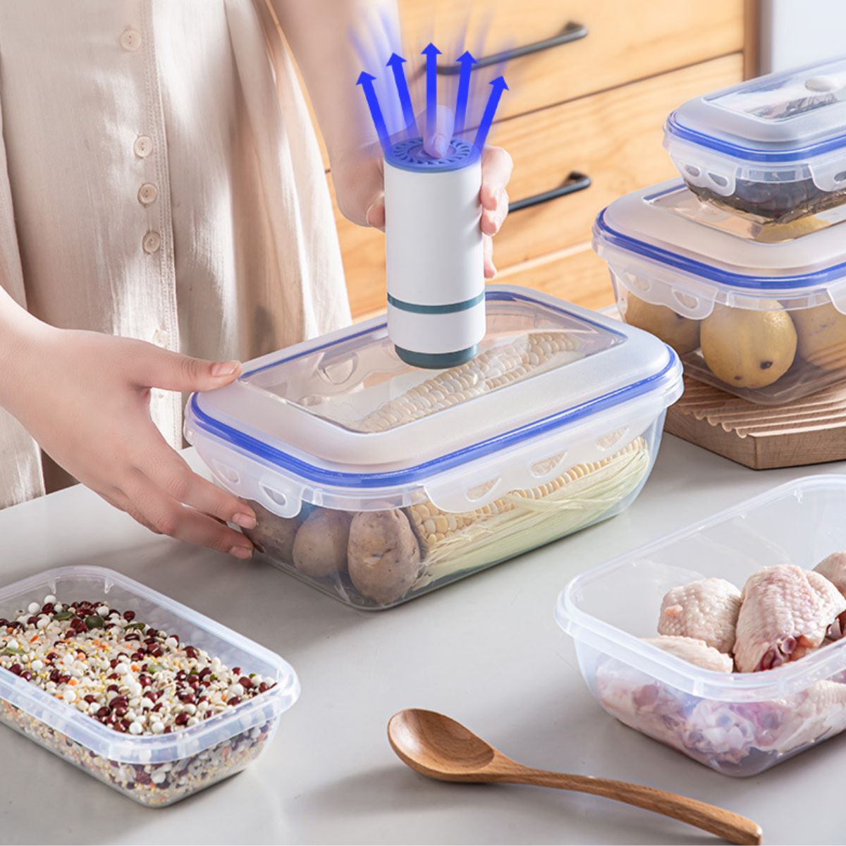 Recipientes Herméticos al Vacío con Bomba eléctrica – Conservación Fresca 580ml, 1300ml y 2500ml. Set de 3 piezas. Vasijas. Cajas de almacenamiento selladas. Envases plasticos