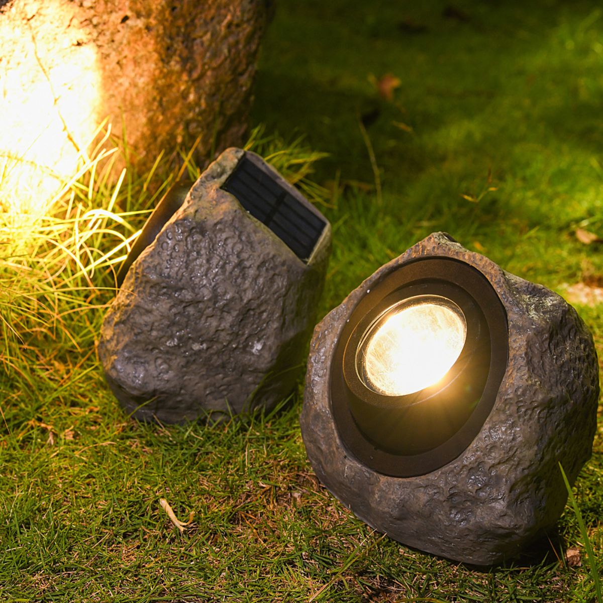 Roca Solar. Lampara Luz solar para jardín. IP65 Foco lampara con panel solar en forma de piedra. Luz blanca y cálida.