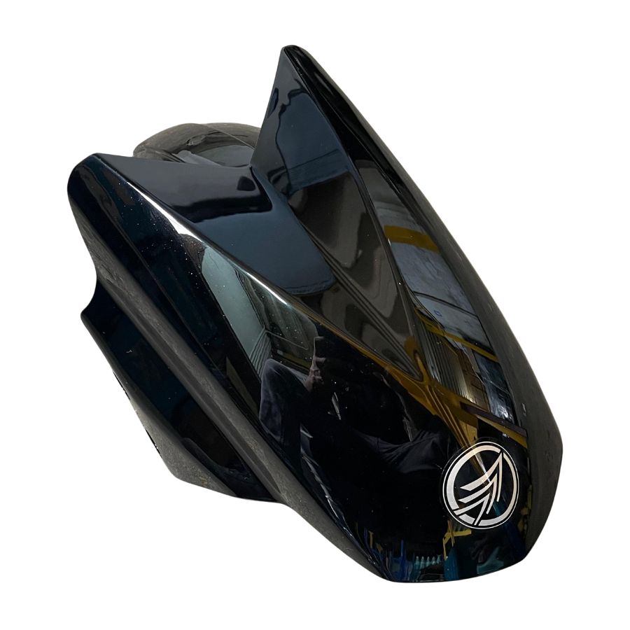 FRONT FENDER BLACK GK WITH STICKER (BLOG 150)