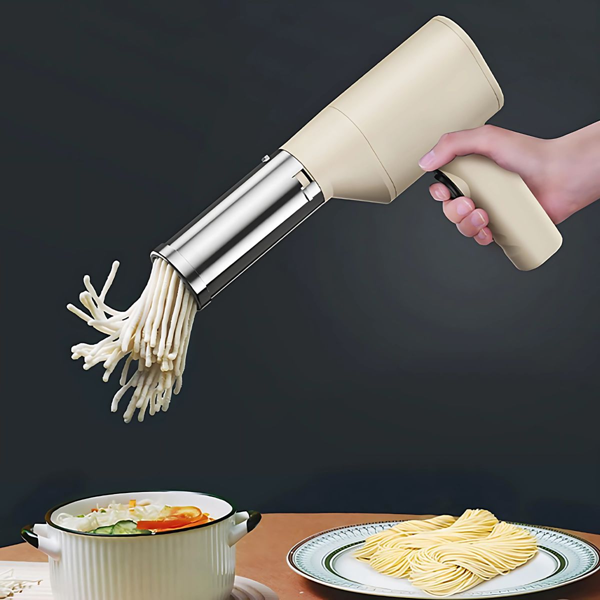 Máquina para Hacer Pasta Inalámbrica. Noodle Maker portátil y recargable. Incluye accesorios.