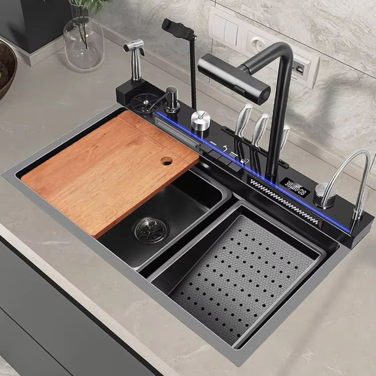Fregador De Cocina Multifunción empotrable. 80x46x22cm. De doble cascada con soporte para celular. Acero inoxidable. acabado oscuro