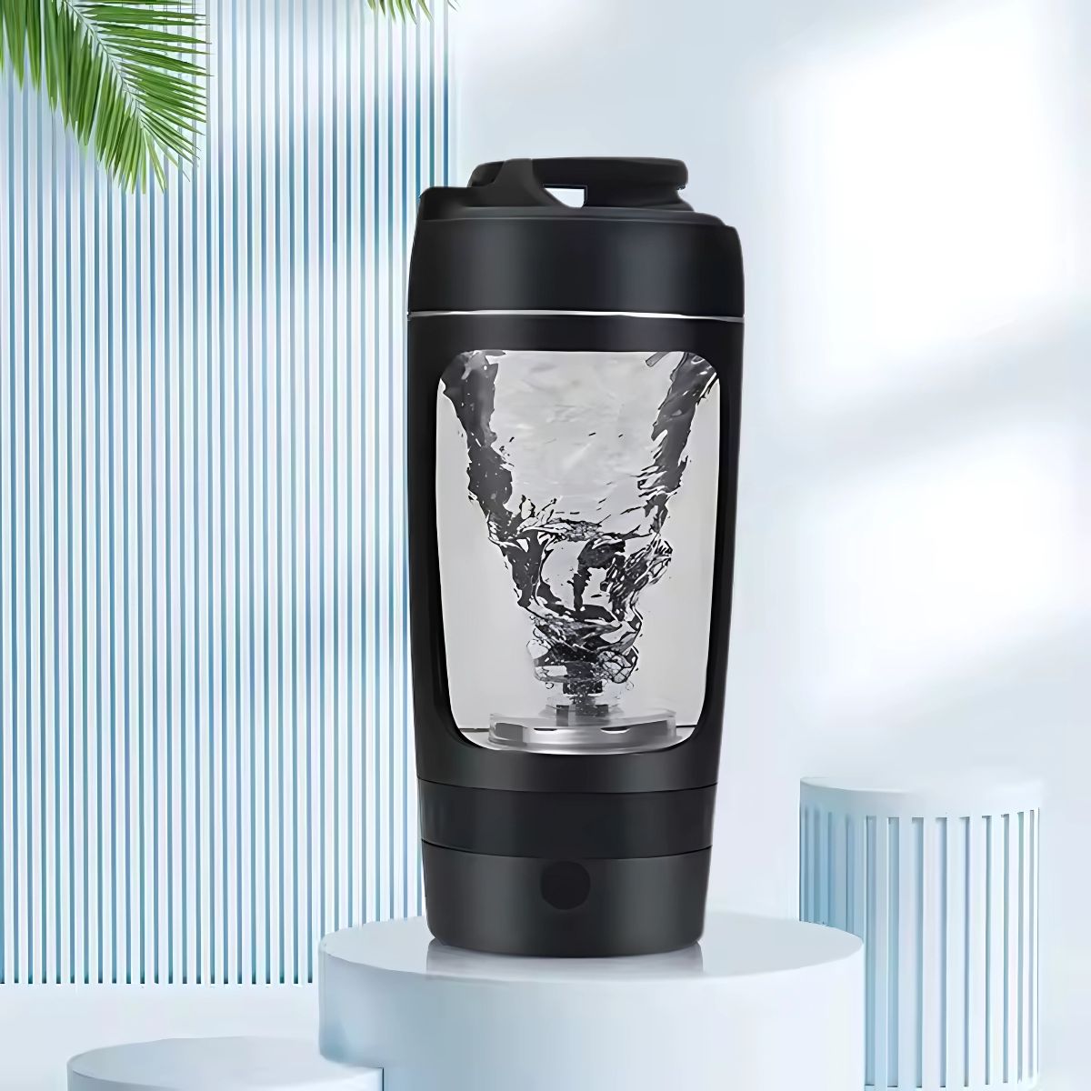 Termo Botella Mezcladora Portátil. Vaso Batidor Recargable de 630ml. Shaker de Proteína Eléctrico Color Negro.