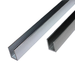 Uchanel alum. 20 mm glass. 3 mts largo. acabado Brillante. (D1G001.20 -G003.7 -G003.8)