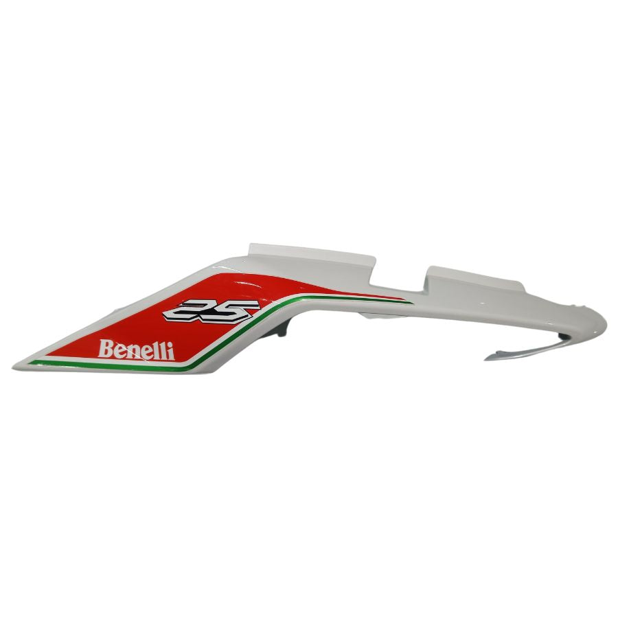 Covertor trasero superior izquierdo blanco con calcomanias (TNT25)