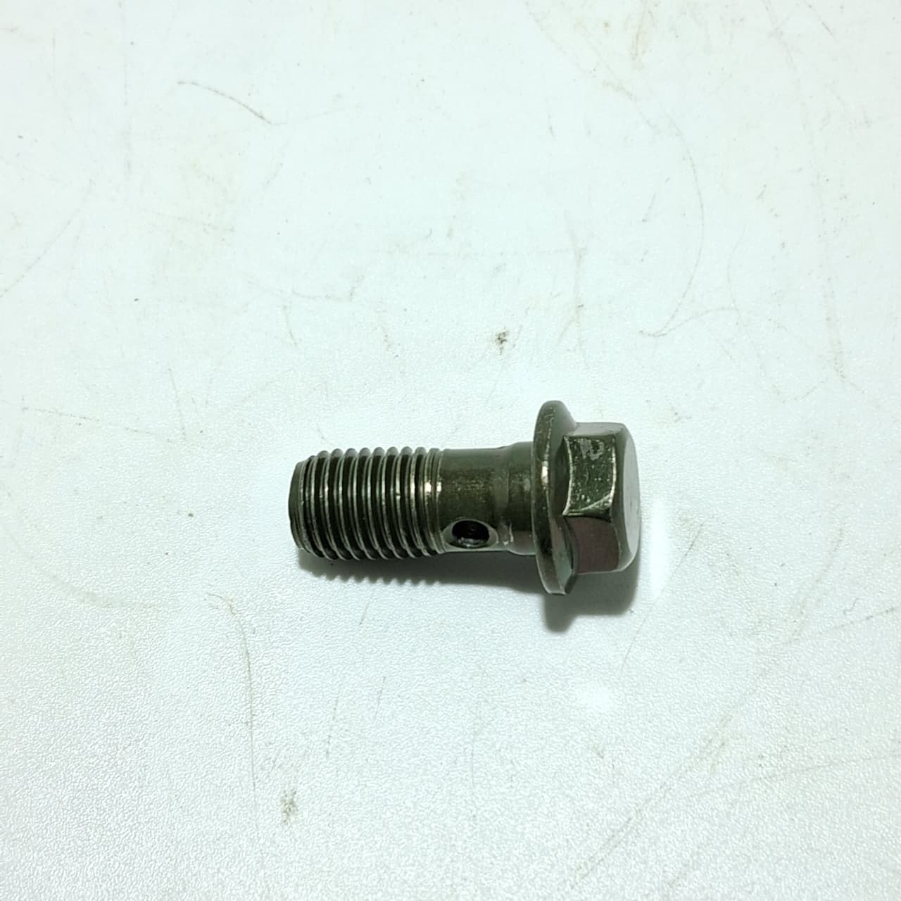 Tuerca hueca (K-BLADE125,TNT150, TNT25, ZAFFERANO250, 302S, LEONCINO500, TRK502X, TNT600)