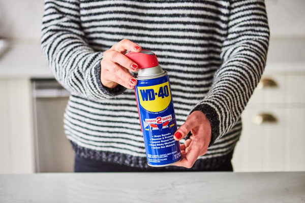 Aceite lubricante WD 40: Trucos para tu hogar