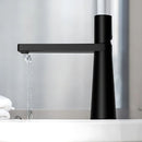 Llave De Lavamanos Individual. Grifo De Lavabo Color Negro. Pluma. Modelo bajo.