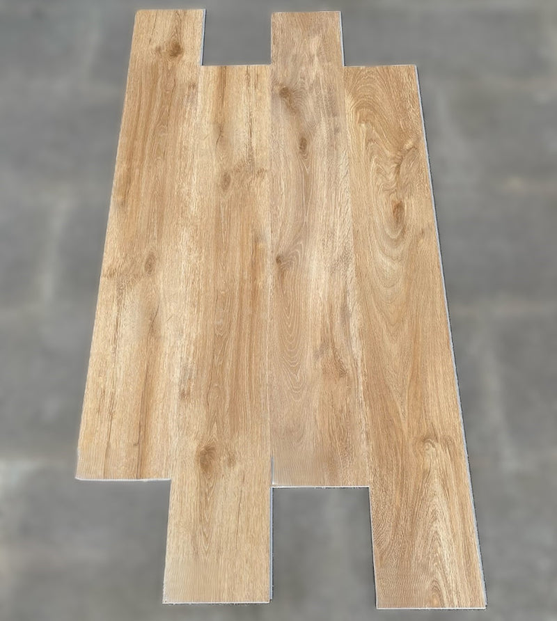 Piso SPC Madera Roble Dorado 1220 x 180 x 5.5 mm con IXPE 10 pc. pack 2.2 m2