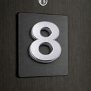 Número 8 en Acrílico Autoadhesivo (7x4.5x0.8cm) para Fachadas y Puertas. Letrero Señal Numérica Adhesiva.