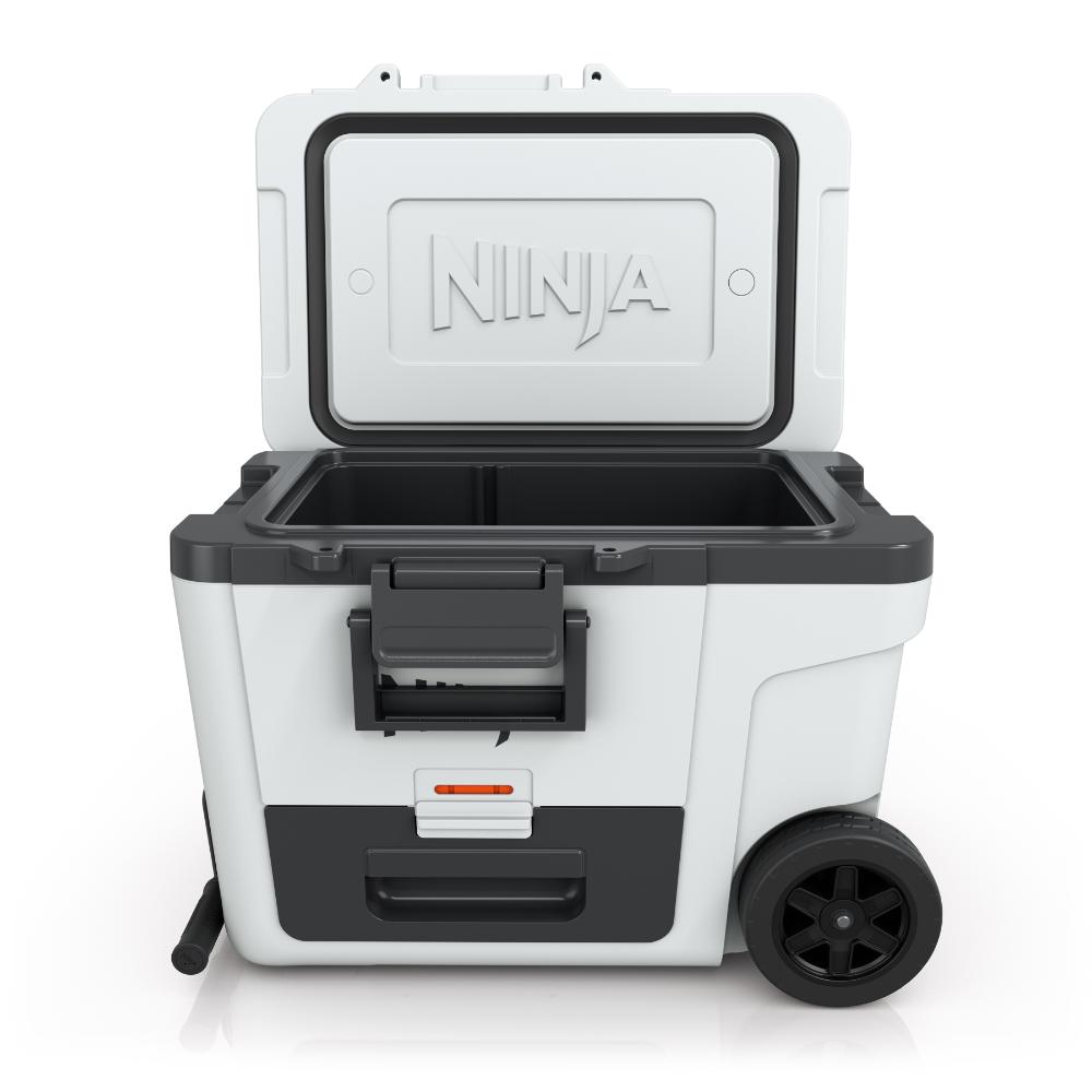 Cooler Ninja FrostVault de 45QT con ruedas. Hielera térmica con Dry Zone, gaveta inferior y alta conservación de frío. Color Blanco.