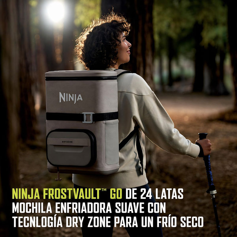 Mochila Cooler Ninja FrostVault Go para 24 Latas con Zona DryZone. Nevera Portátil Térmica. Color beige.