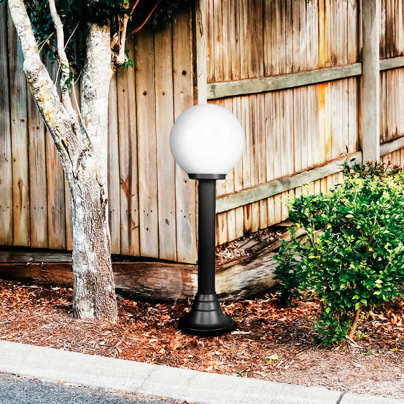 Lámpara de Poste Bolardo con Esfera de Globo Negra 1XE27 Iluminación Decorativa, elegante y Resistente. 250x500mm. Ideal para Jardines, Patios y Caminos. Lámpara de Farol tipo Globo.