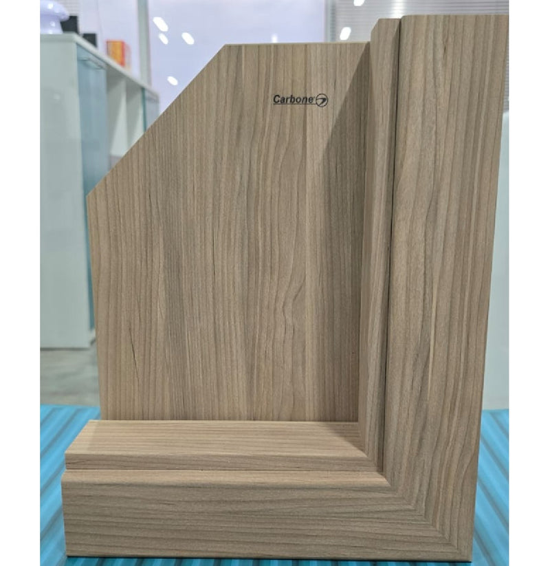 Esquina muestra de exhibición puerta WPC color PINO 280X350MM