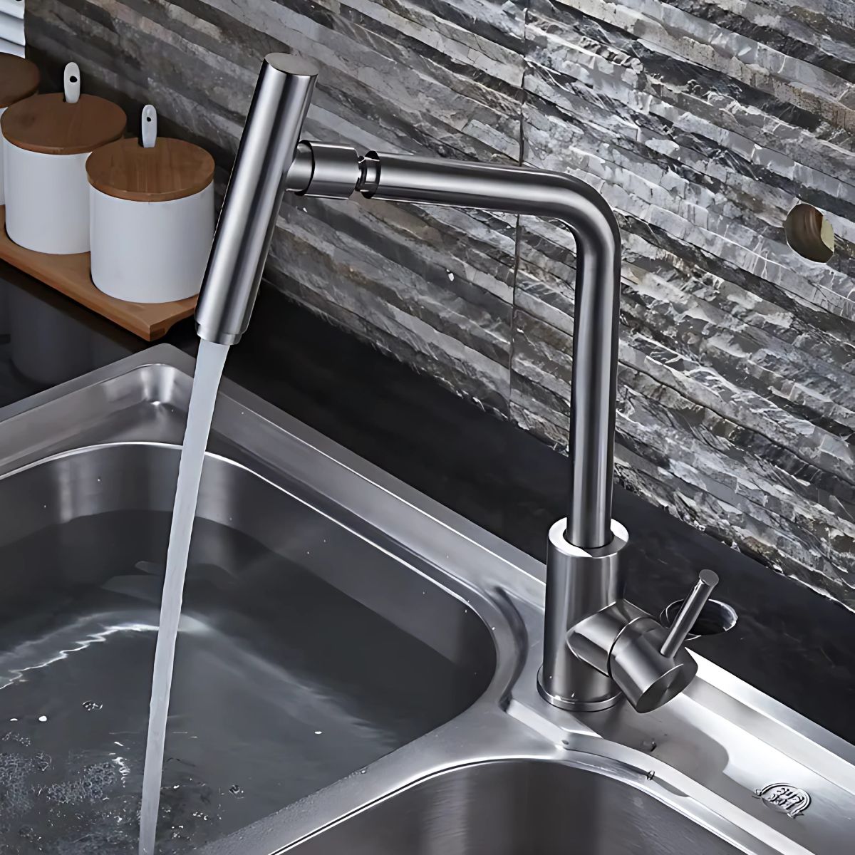 Grifo de fregadero. Color satín. Pluma llave para fregador de cocina. Acero inoxidable.