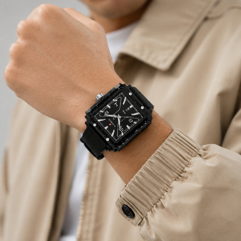 Naviforce Reloj Analógico Negro con Correa de Silicona, Diámetro de 39 mm, Cristal Acrílico HD y Resistencia al Agua 5 ATM.