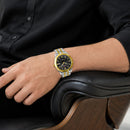 Reloj Naviforce de Acero Inoxidable Color Dorado con Movimiento Japonés Seiko VX32, Calendario, Diámetro de 40 mm y Resistencia al Agua 3 ATM