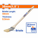 Brocha para pintar 38mm(1.5"). Pincel plano cabeza curva. Largo:44mm. esp:8.5mm. Mango de madera.
