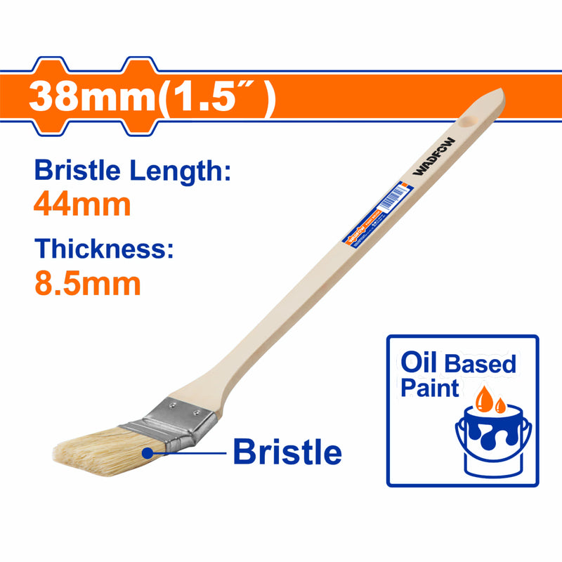Brocha para pintar 38mm(1.5"). Pincel plano cabeza curva. Largo:44mm. esp:8.5mm. Mango de madera.