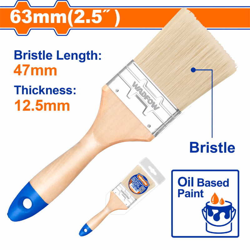 Brocha para pintar 63mm. Pintura a base de aceite. Largo:47mm. Espesor:12.5mm. Mango de madera.