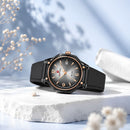 Naviforce Reloj Analógico negro con detalles dorados con Correa de Silicona, Diámetro de 36 mm, Cristal Acrílico HD y Resistencia al Agua 5 ATM