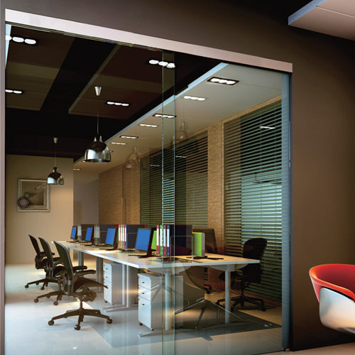 U-Channel Vidrio de 10 - 12 mm de Aluminio. Alto 40 mm. Largo de 3.5 m. Acabado Satinado