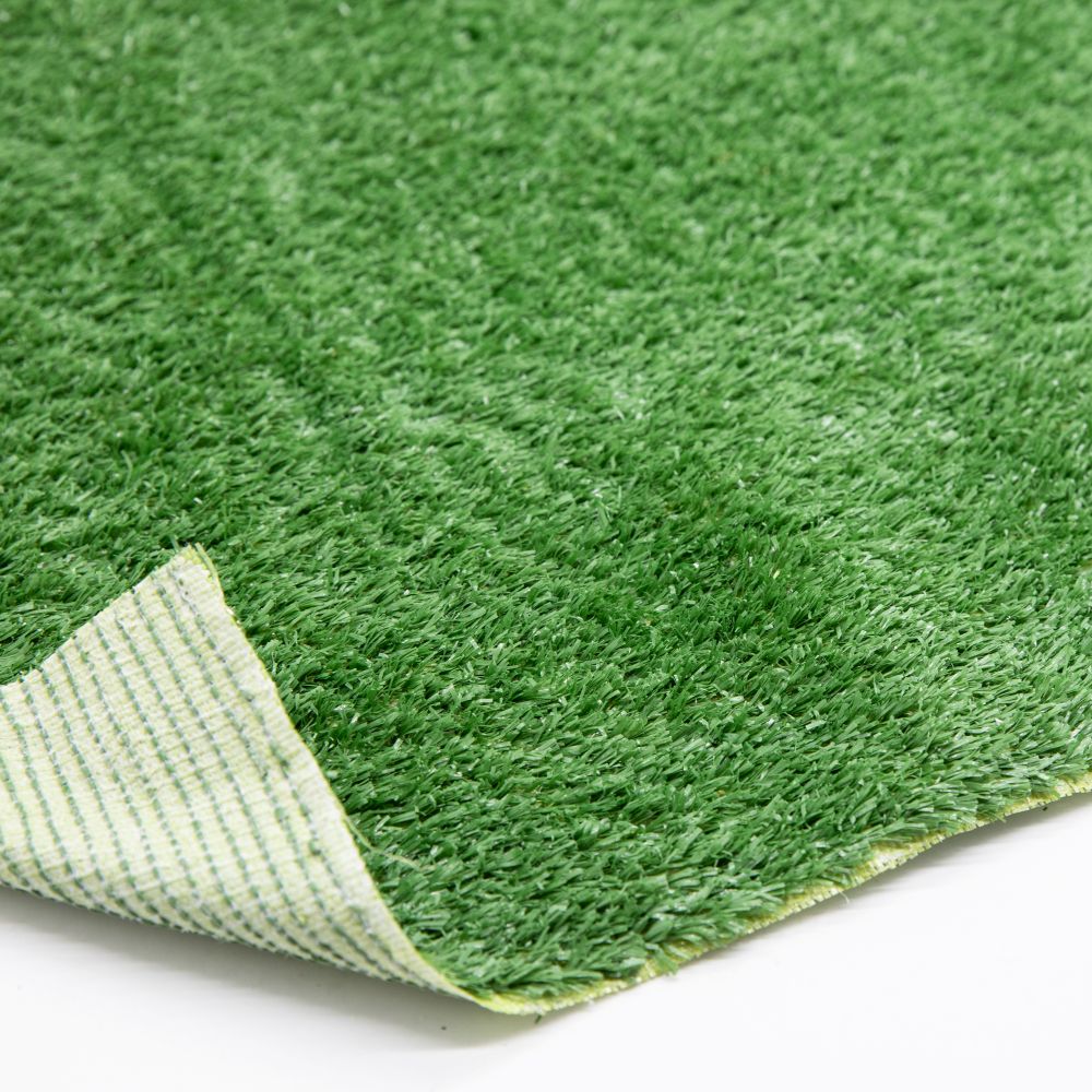 Césped grama Artificial 7 mm – Rollo 2 × 10 mts | Uso Exterior | 3 años garantia | Resistente al cloro