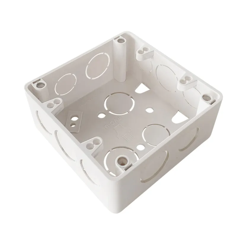 Caja eléctrica cuadrada 106x106