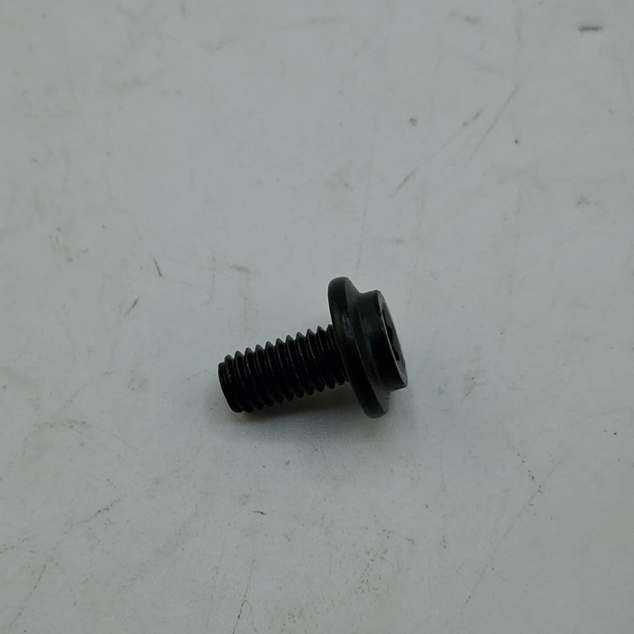Tornillo M6x12 (T250X) BOLT M6 * 12 BLACK ZINC