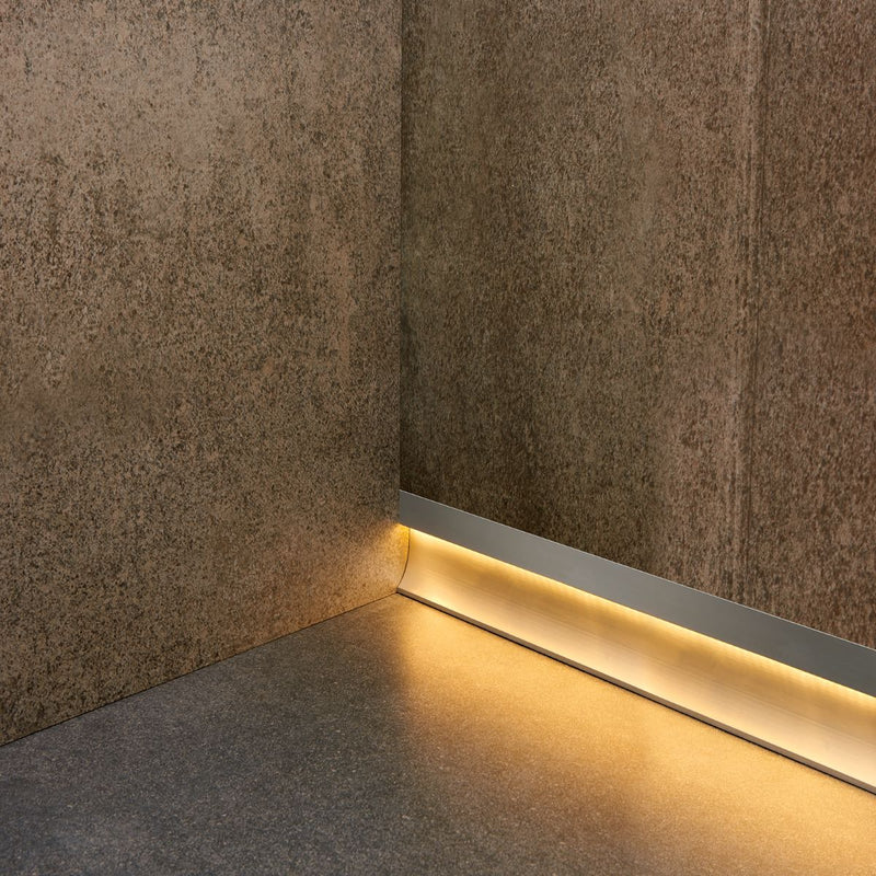 Zocalo - Rodapie para Instalacion de Alternative Wall. Altura 65mm. Largo 5.85 m.