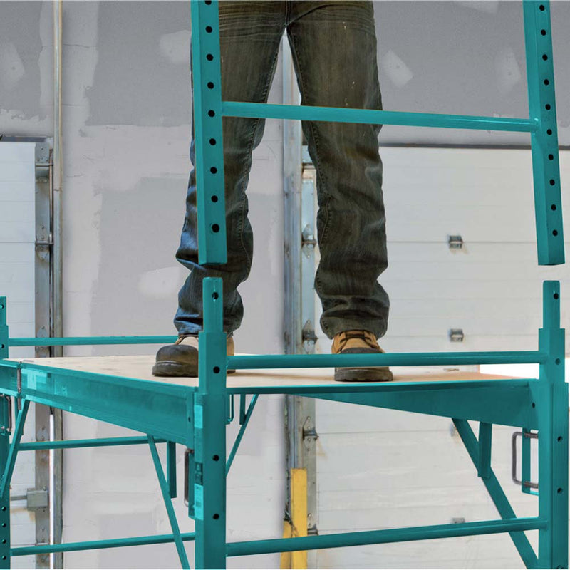 Andamio 6 pies, capacidad 1000 lbs. con 4 ruedas ancho 2 pies.