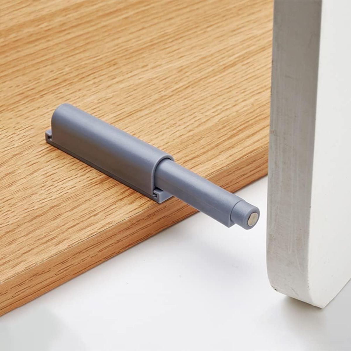 Amortiguador De Puertas Con Imán. Color Gris. Tope De Cierre Suave Y Silencioso. Ideal Para Gabinetes. Rebounder.