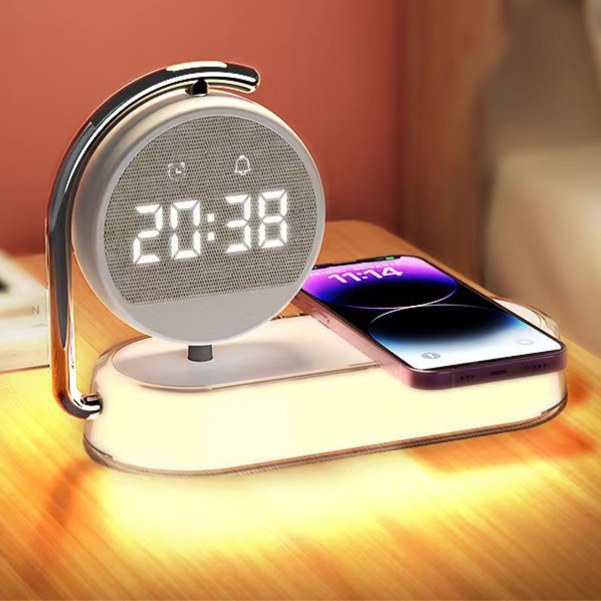 Cargador inalámbrico con reloj despertador digital 15W soporte de carga para teléfono con luz de noche y reloj integrado.