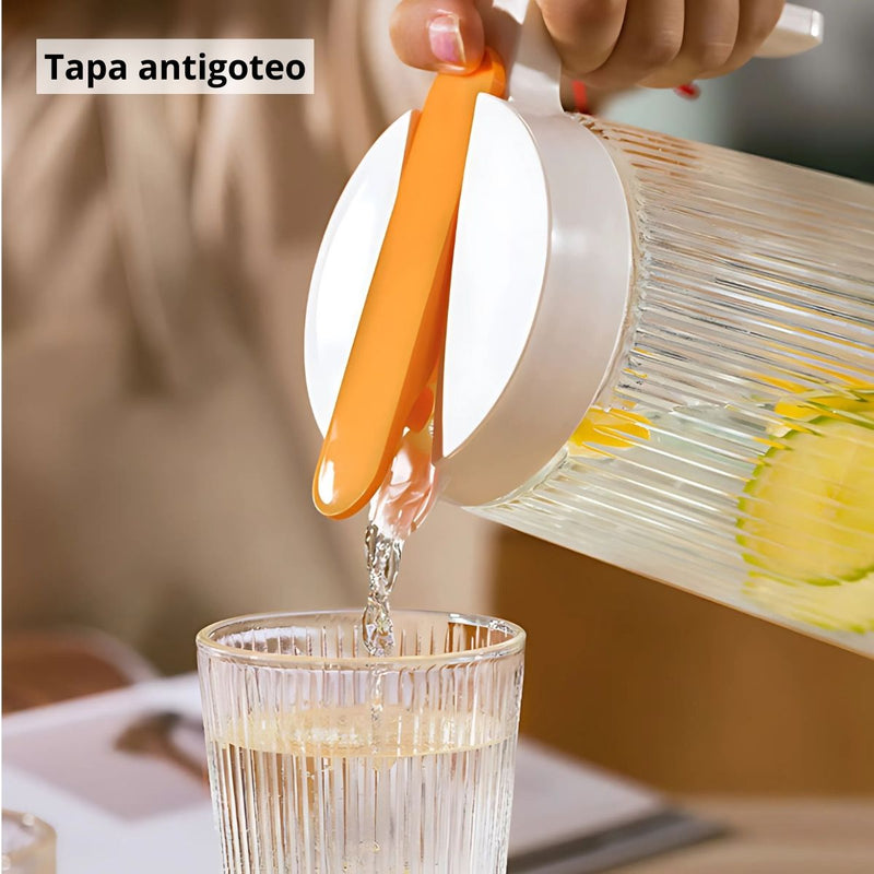 Jarra De Vidrio 1.4 L Con Tapa Antigoteo Y 4 Vasos de vidrio (260 ml).