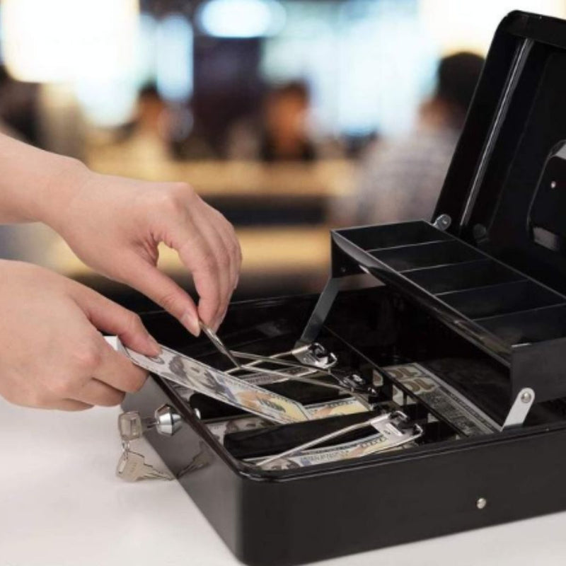 Caja Menuda Con Llave Y Bandeja De Monedas. Caja Chica Para Organizar Billetes 11.8"x9.4"x3.5" (30x24x9 cms). Color Negro.