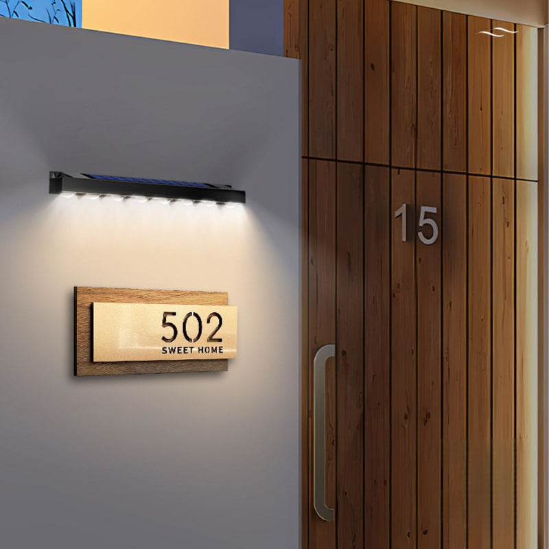 Lámpara Solar LED lineal con 8 Focos. Luz Cálida Impermeable para exterior. Iluminación con panel solar.