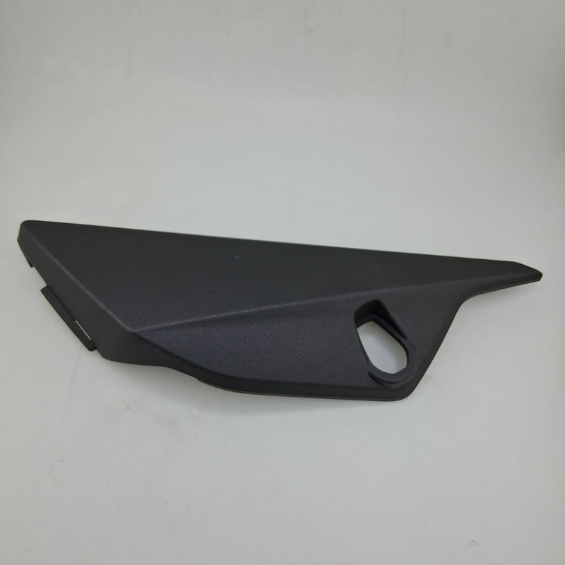 Covertor decorativo del faro izquierdo negro con calcomanias (MINNIX150) HEADLIGHT LEFT DECORATIVE PART BLACK WITH STICKER