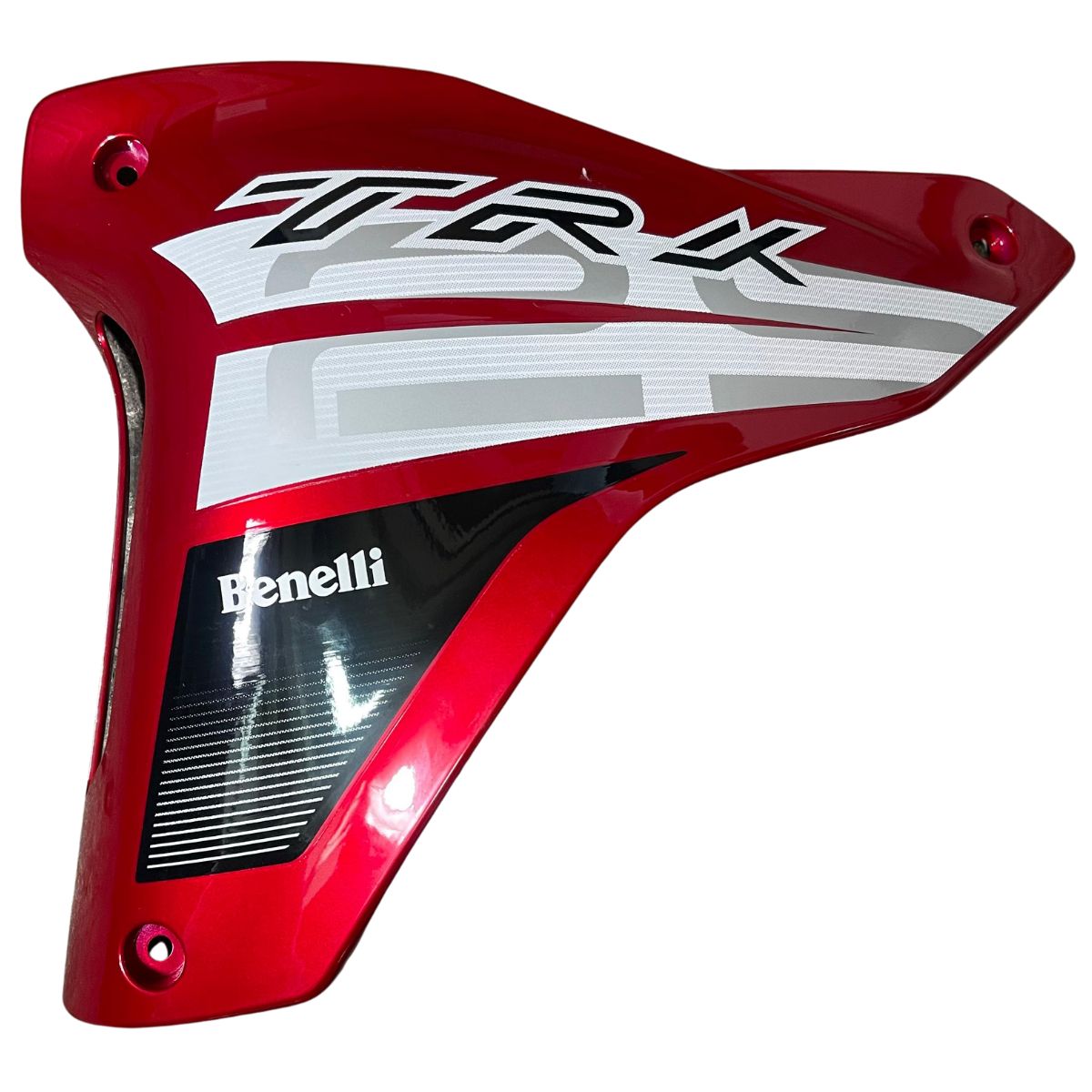 Covertor izquierdo rojo con calcomanias (TRK251)