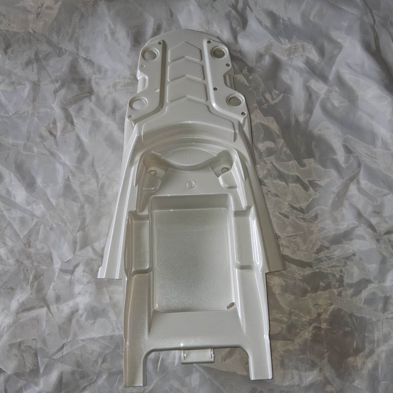 Covertor decorativo trasero blanco (TX200NEW) Rear goods shelves cover(color:white)