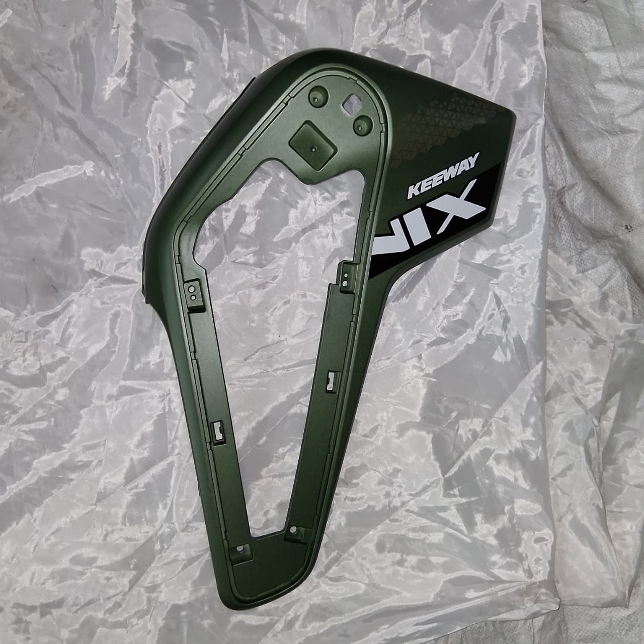 Panel derecho del tanque de combustible verde con calcomania (MINNIX150) Fuel Tank Right Panel Matt Green GC With Sticker
