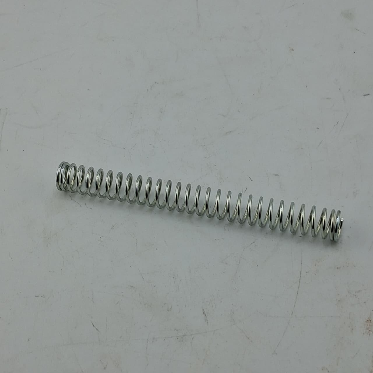 Resorte freno trasero (RKG150) (CODIGO ANTERIOR MO-REP-40274J040100)