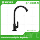 Llave individual para fregador de latón cromado. Pluma Grifo de cocina alto. Color negro.