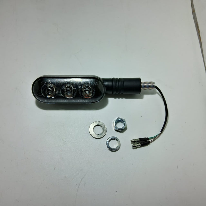 Direccional delantera derecha (LEONCINO500)