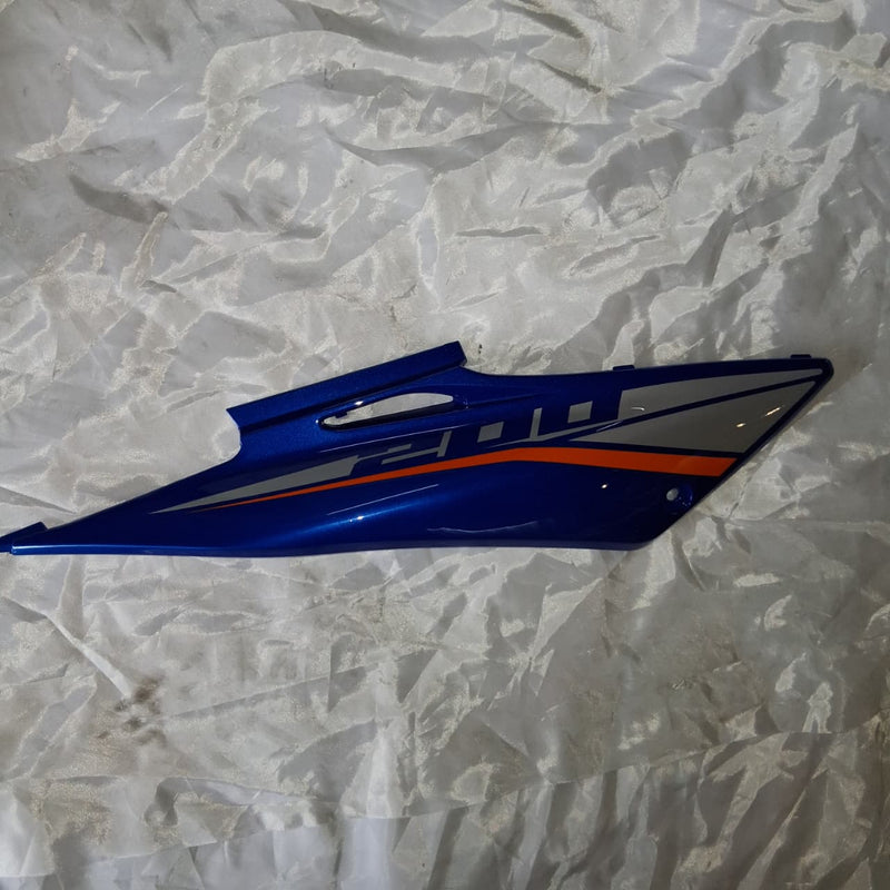 Covertor trasero derecho azul (TX200 NEW) RIGHT TAIL COVER BLUE L3