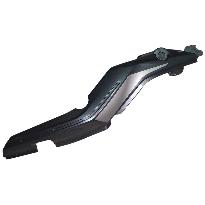 Covertor trasero izquierdo gris con calcomanias (TRK502XMY2020)