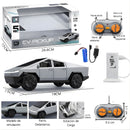 Juguete Carro Tesla Eléctrico a escala 1:30 con Control Remoto. Camioneta con Base de Carga para Niños (19×7.5×6.7cm). Cybertruck.