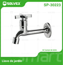 Llave de jardín de latón cromado. Grifo de pared largo con válvula de agua y tapa de acero inoxidable.