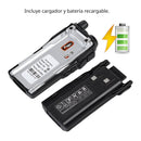 Radio Walkie Talkie Profesional De Doble Banda VHF/UHF 128 Canales. Recargable Con Base De Carga. Color Negro (Unidad).