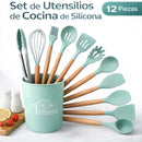 Utensilios de Cocina de Silicona Antiadherente De 12 Piezas Verde claro con Mangos de Madera. Juego De Cucharones Y Tenaza Resistente al Calor De Grado Alimenticio.