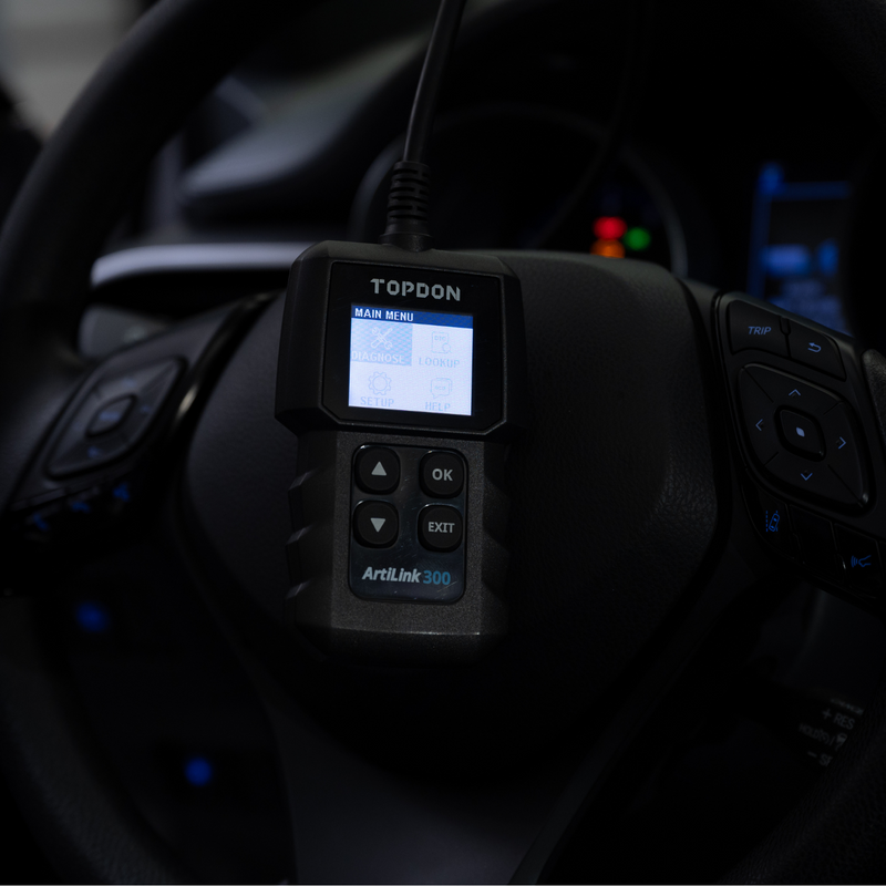 Escáner detector de fallas para auto. Herramienta de exploración de diagnóstico OBD2