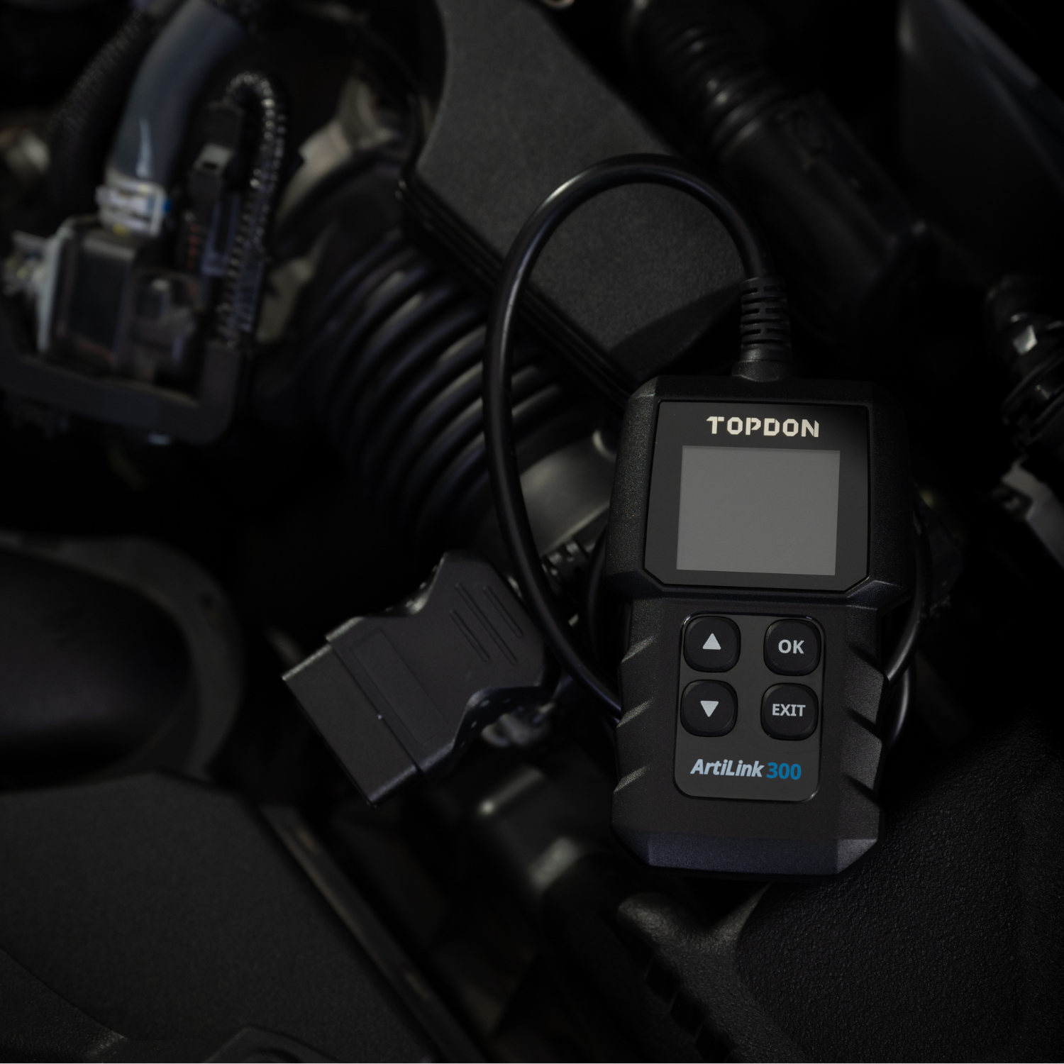 Escáner detector de fallas para auto. Herramienta de exploración de diagnóstico OBD2